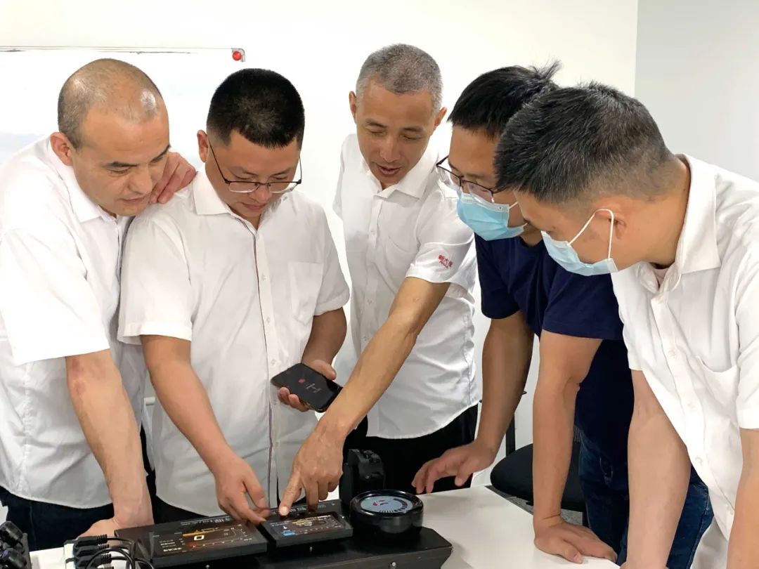 699e04ae97dc610cc9546889ab0de1d4.jpg 699e04ae97dc610cc9546889ab0de1d4.jpg